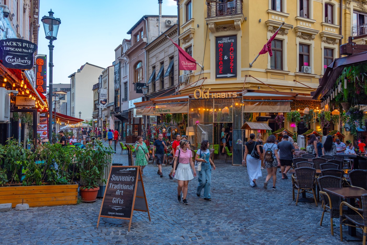 Bucureștiul nu mai este doar o capitală de tranzit, ci o destinație turistică în plină dezvoltare, care oferă un amestec autentic de istorie, cultură și energie modernă