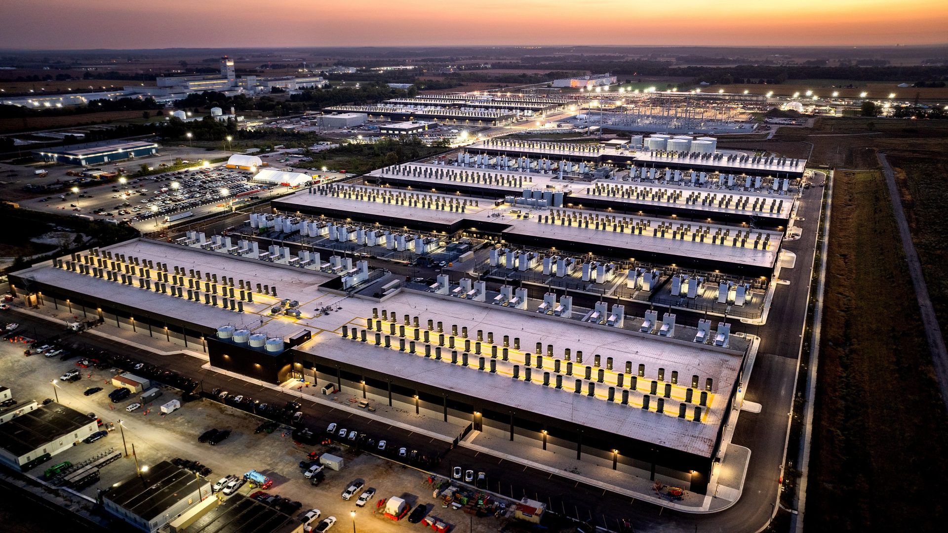 Centrele de date destinate inteligenței artificiale (AI) produc, pe lângă beneficiile tehnologiei, un impact asupra mediului care a fost până acum prea puțin luat în considerare