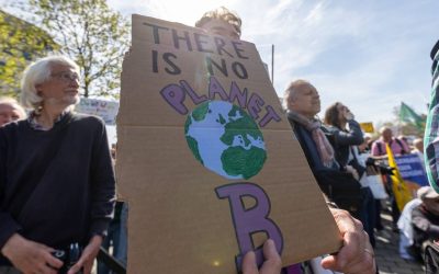 Scumpirile, semn clar: combustibilii fosili, o bombă pentru noi toți!