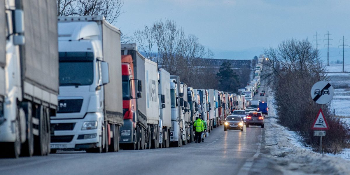 Ungaria: Amenzi de 4 ori mai MARI pentru șoferi, intră în vigoare din 11 aprilie 2026