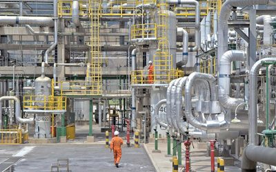 Rafinăria Petrotel-Lukoil, oprită: Ce se întâmplă cu industria de profil din România