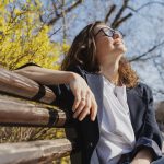 Avertisment: Cum ne păcălesc primele raze de Soare pielea? Atenție