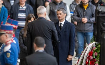 Mii de oameni la un singur Lucescu: Răzvan, gest de campion cu fanii!