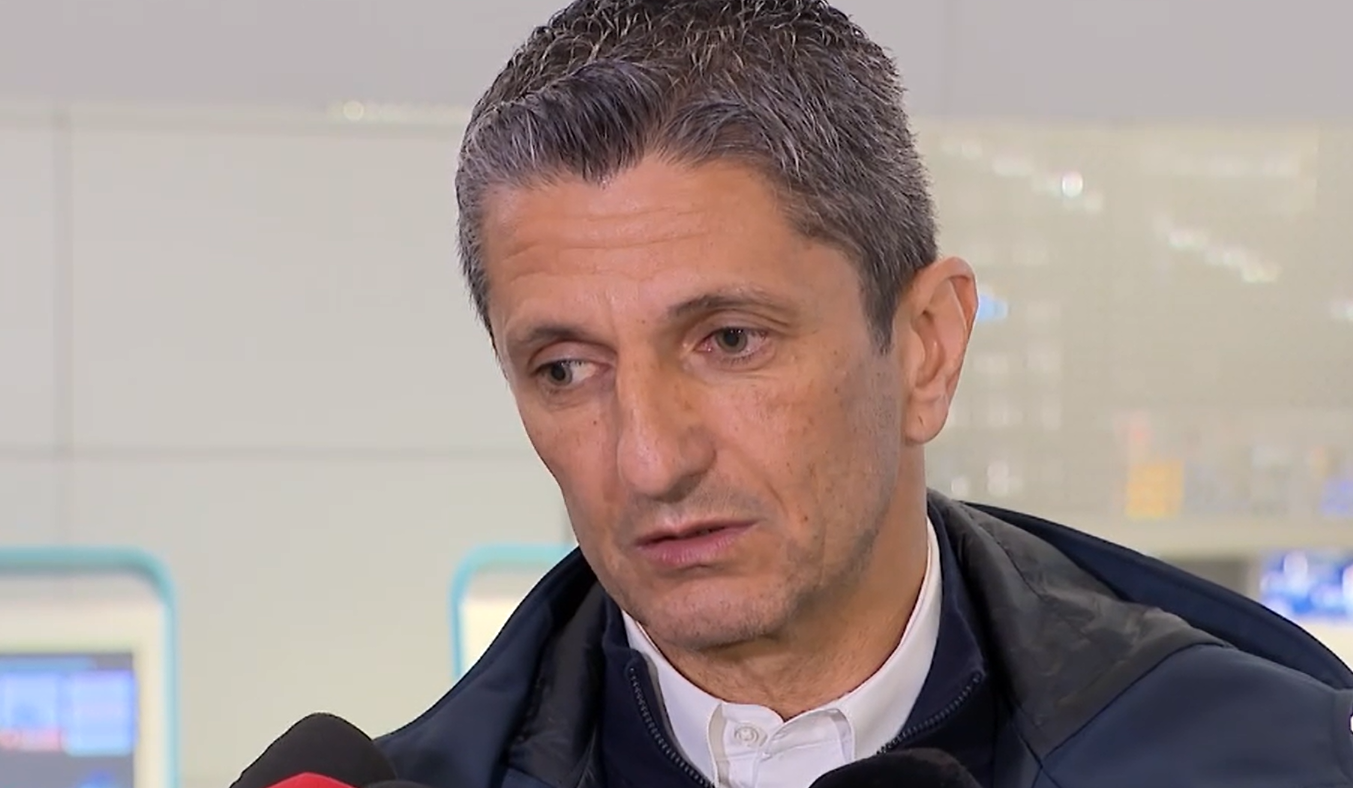 Răzvan Lucescu, sfâșiat pe aeroport: „Aș vrea să vă dau un sfat…”