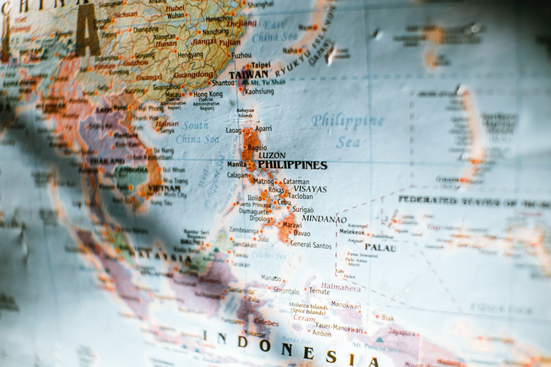 Fermierii filipinezi, nevoiți să lase legumele pe câmp din cauza creșterii costurilor Fermierii din Filipine sunt nevoiți să abandoneze recoltele din cauza creșterii semnificative a costurilor de producție, cauzate de scumpirea carburanților