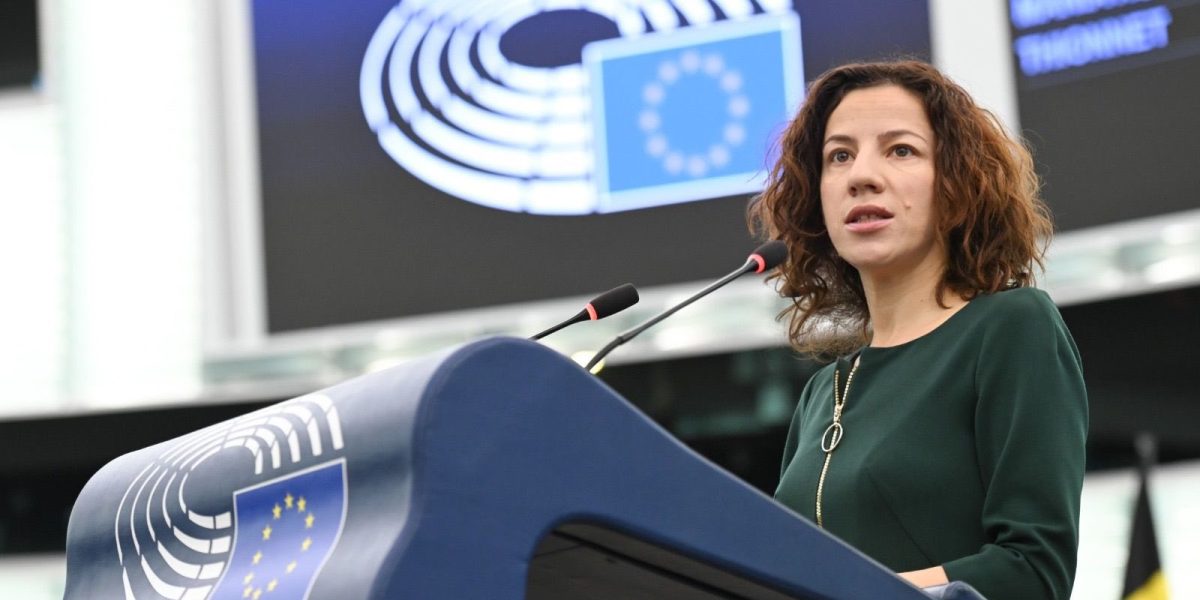 roxana-manzatu.jpg - StiriAlese