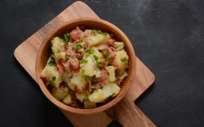 Ouăle de Paște transformate: Salata bavareză, un deliciu!