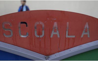 Profesorul din Gorj, acuzat de abuzuri, încasează salariu de un an