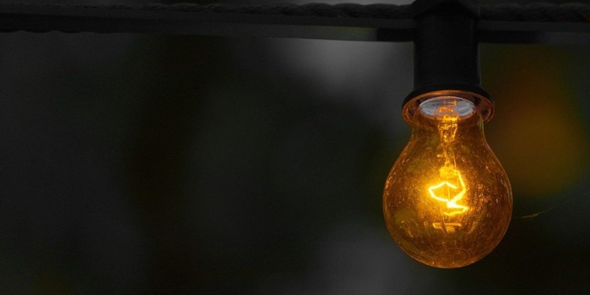 Pană de curent: București și Ilfov, luate pe rând de întreruperi în aprilie 2026