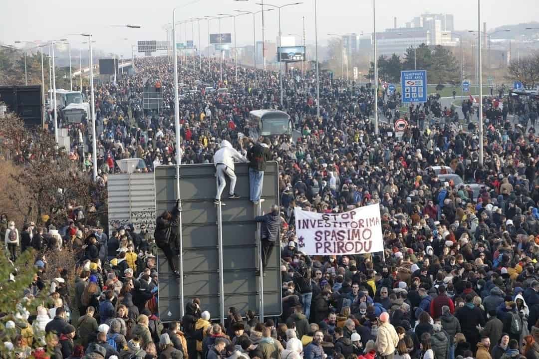 UE amenință Serbia: 1,5 mld. euro, suspendați! Rusia, democrație în pericol?