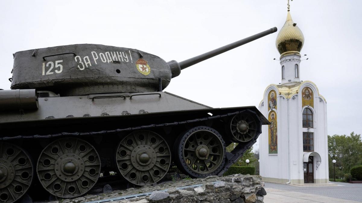 Șoigu amenință: Rusia intervine în Transnistria, cu „orice metode”
