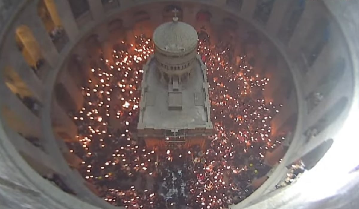 Sfânta Lumină de la Ierusalim, în România: Când ajunge la credincioși