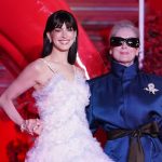 Hathaway șochează, Streep hipnotizează: detalii „diabolice” pe covorul roșu