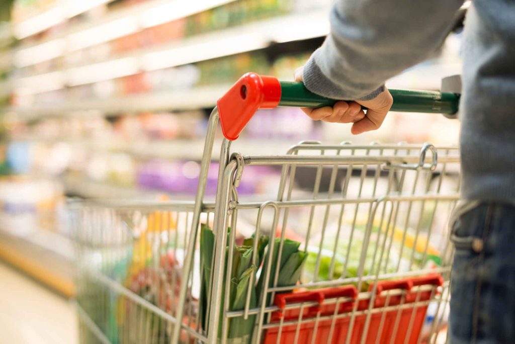 Comerțul cu amănuntul continuă să scadă în România, indicând o tendință descendentă a cheltuielilor populației Institutul Național de Statistică (I.N.S.) a raportat o nouă scădere a cifrei de afaceri în comerțul cu amănuntul pentru luna februarie 2026, cu excepția comerțului cu autovehicule și motociclete