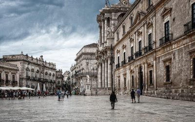 Sicilia PUNE bani pe angajați: 30.000 de euro de om, contract pe viață.