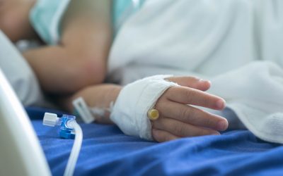 Caz șocant: Copii infectați cu HIV în spital, după folosirea seringilor vechi