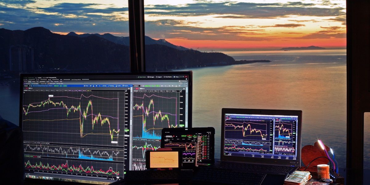 stock-market-g38aa9af73_1920.jpg - StiriAlese