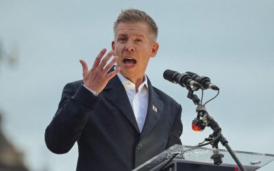 Magyar, victorie zdrobitoare: Super-majoritatea uimește și impune responsabilitate