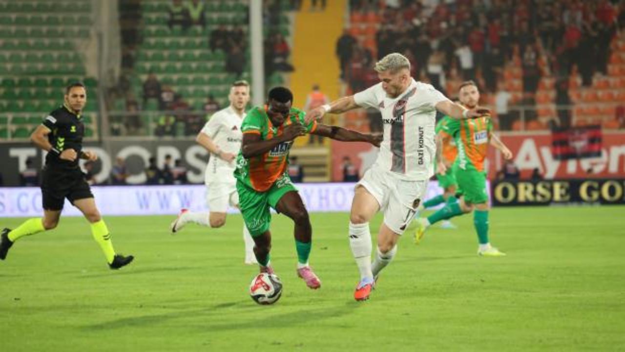 Gaziantep FK și Alanyaspor au remizat, scor 0-0, într-un meci disputat pe Gaziantep Büyükşehir Stadyumu, în cadrul etapei recente din Süper Lig