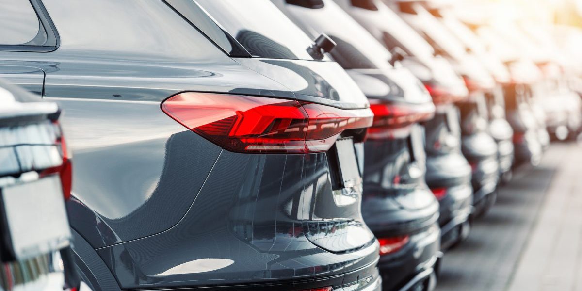 Suv-urile conduc piața auto din România: electricele în creștere spectaculoasă