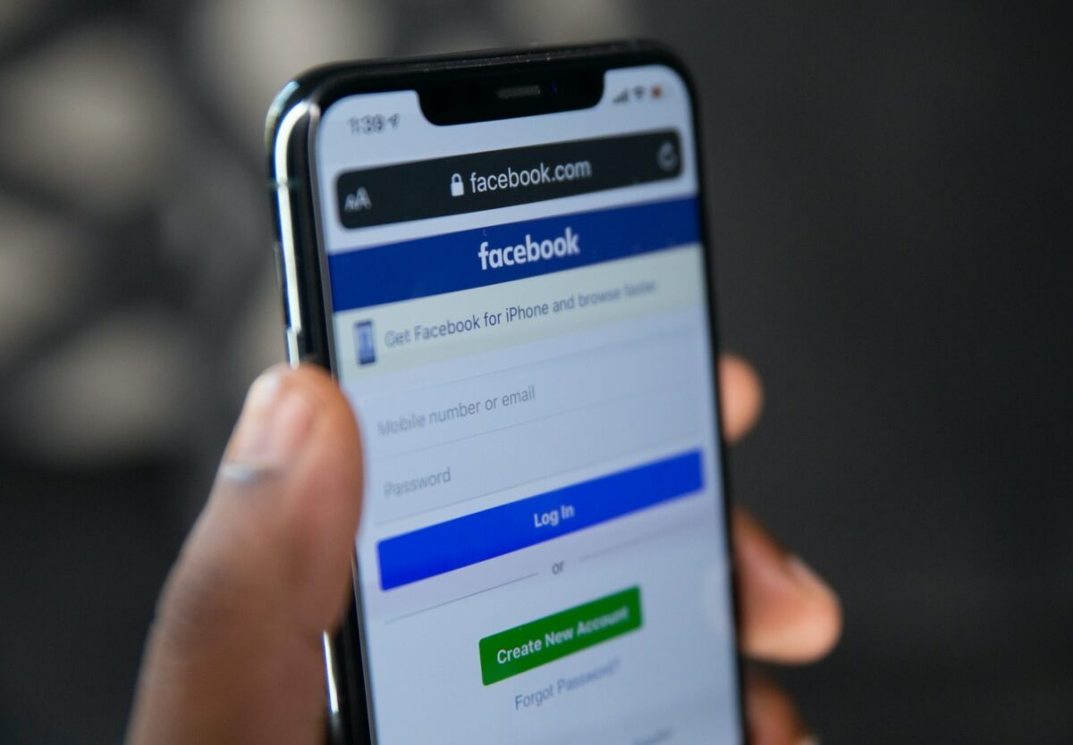 O anchetă desfășurată pe Facebook a dus la o condamnare cu executare, în primă instanță, la judecătoria din AIUD