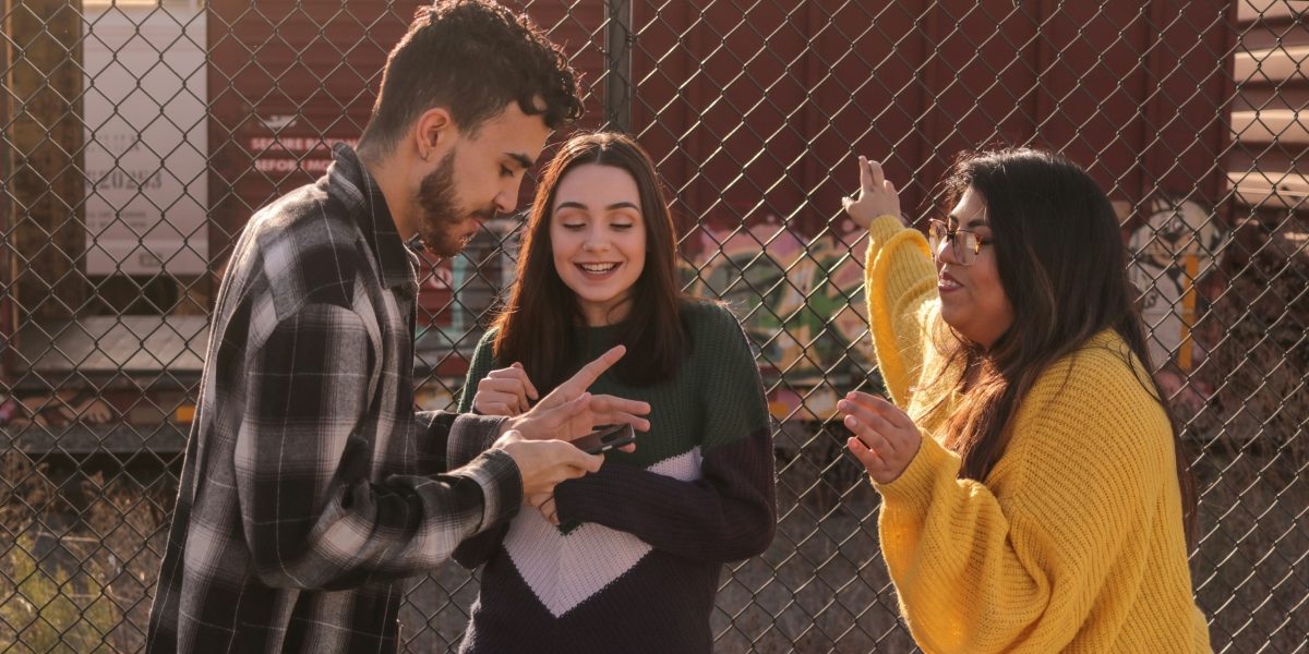 Guvernul francez avertizează: gazul ilariant și protoxidul de azot, pericol pentru tineri