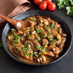 Gustul postului: Tocăniță mănăstirească de ciuperci, ca la carte!