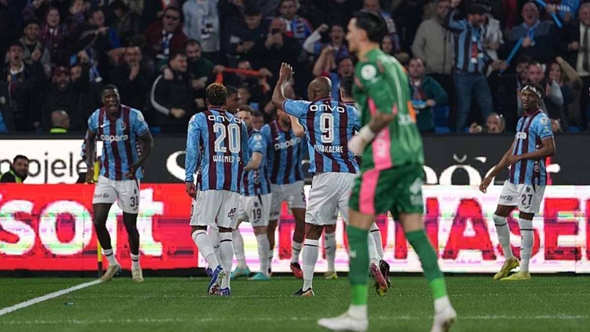 Trabzonspor îl învinge pe Galatasaray cu Onuachu și Nwaiwu