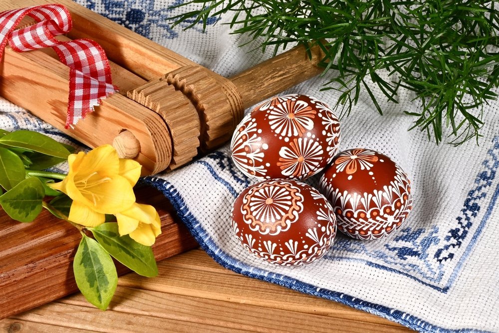 Tradiții de Paște păstrate din străbuni de români