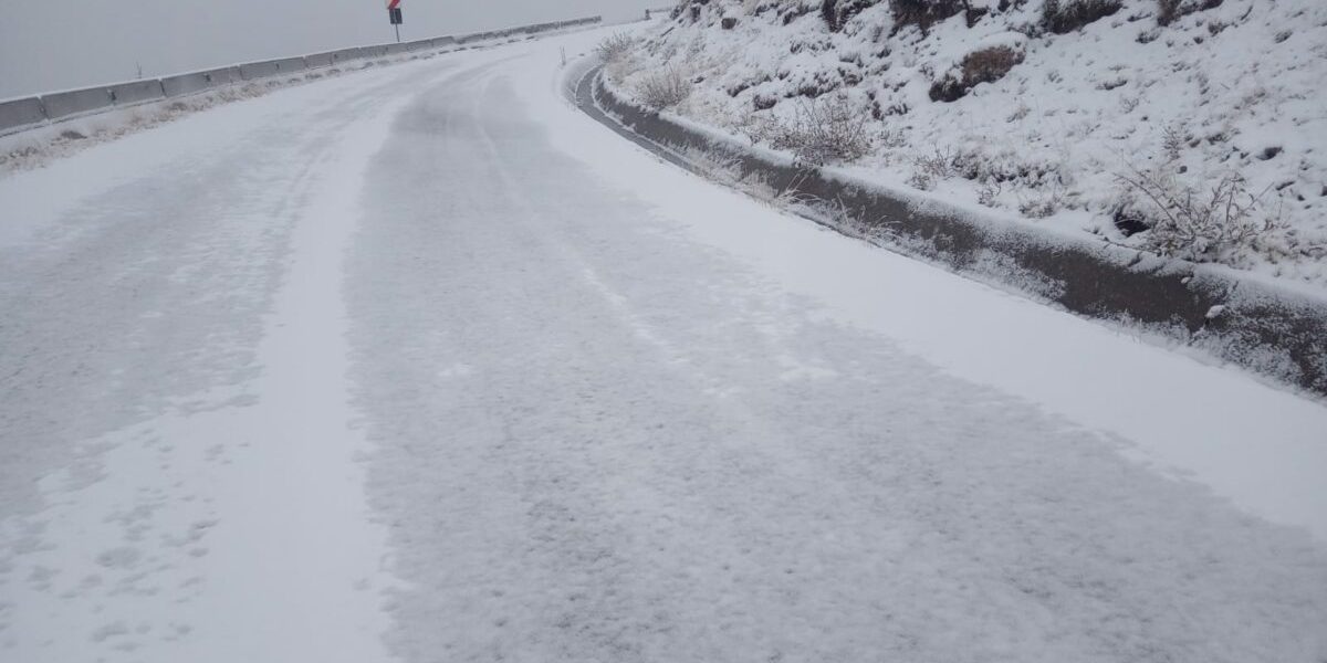 Utilajele CNAIR intervin în Prahova și Argeș pentru deszăpezire