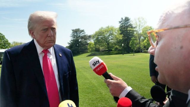 Trump lovește NATO: „Și-a creat singură o problemă”
