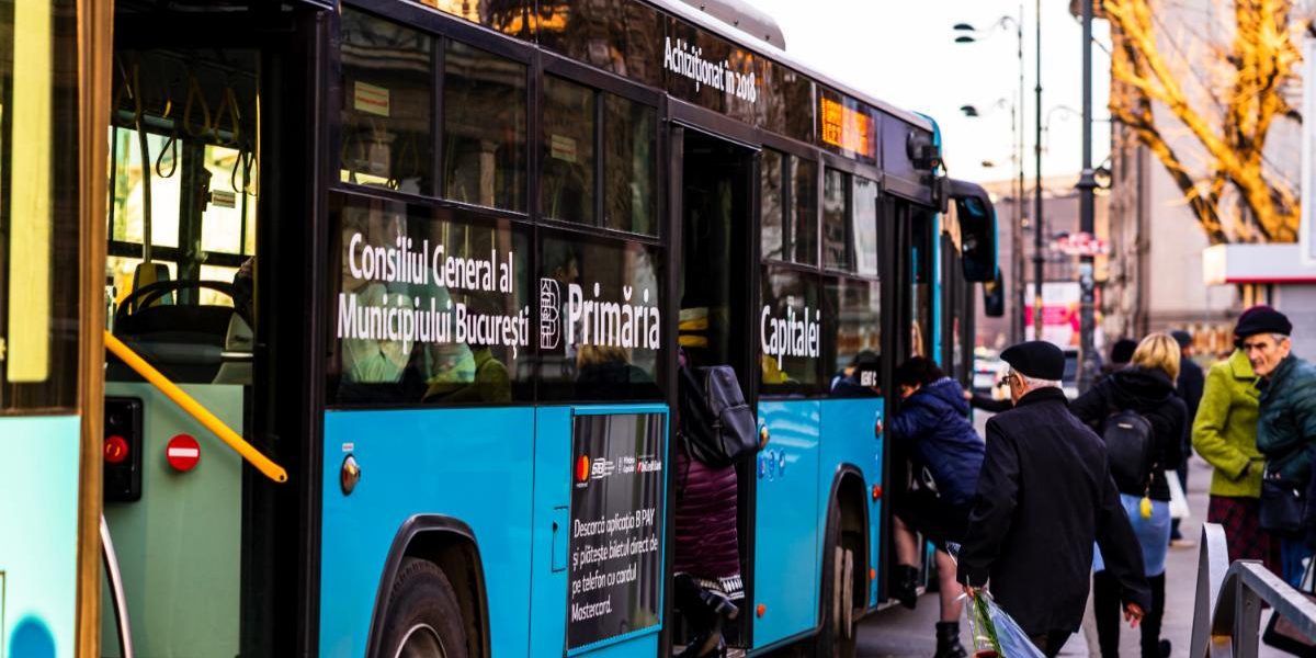 STB vrea scumpirea biletelor: Pasagerii din București, puși la cheltuială