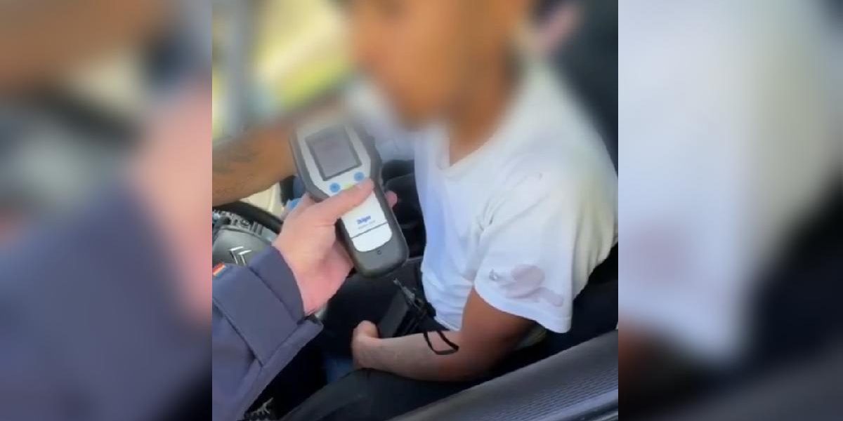 Șofer începător din Brașov, reținut beat criță: „Am băut o sticlă de whisky și beri”