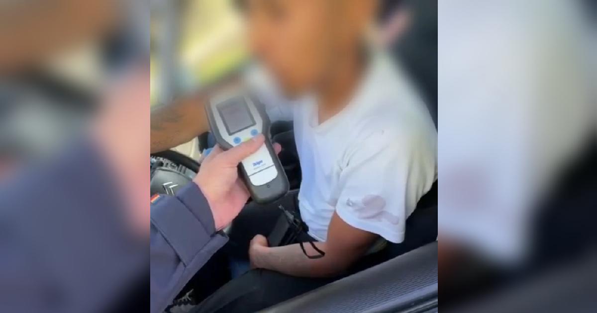 Șofer începător din Brașov, reținut beat criță: „Am băut o sticlă de whisky și beri”