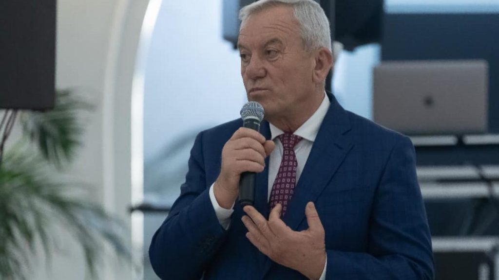 Grindeanu, Premier? Un politician: „Duce România-n cap! Partidul a terminat-o deja”