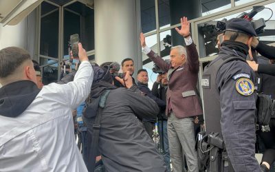 Guvernul „gașcă”, incapabil să decoleze: Scarmă, dar nu zboară în România