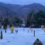 Zăpada Miei: Ninsoare neașteptată în Munții Bihor, chiar înainte de Paște