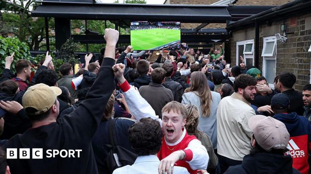 Arsenal visează la titlu: Man City se încurcă și Spurs, în corzi cu Chelsea