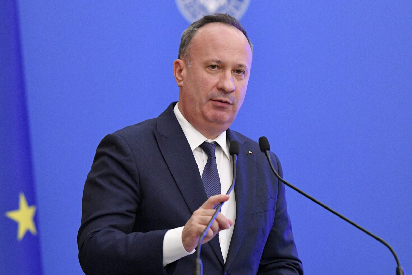 Obraznic și incompetent: A pierdut miliarde din PNRR pentru România