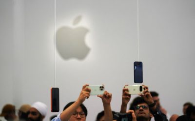 Apple, reticentă la AI: De ce refuză investiții masive în inteligența artificială?