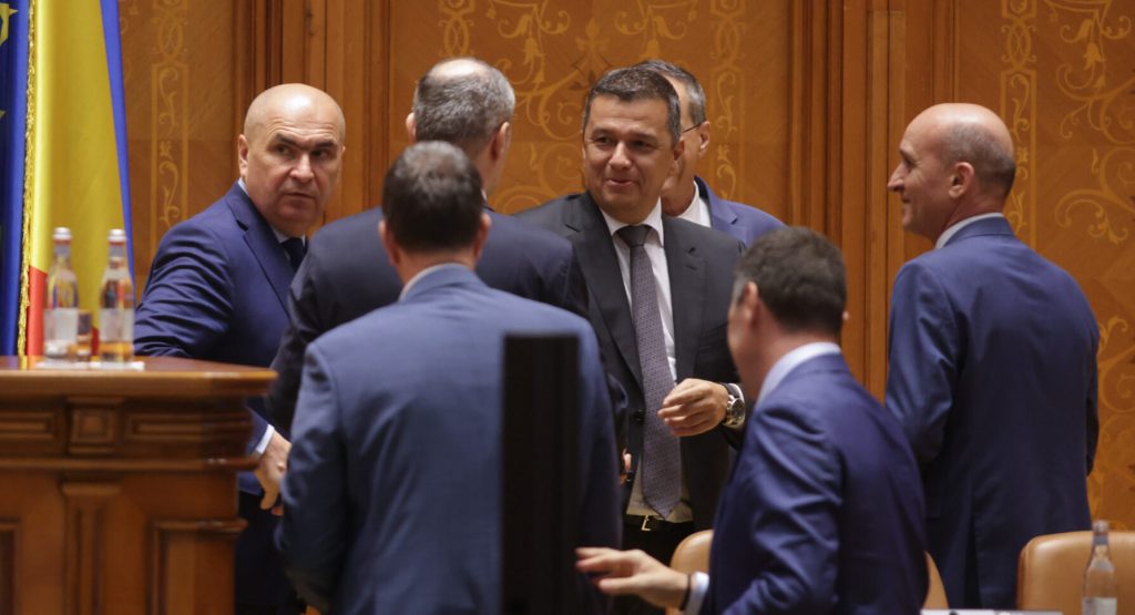 Grindeanu, ATAC DUR la PNL: „Ai noștri au demisionat rapid, voi stați pe funcții!” Bolojan, OUT!