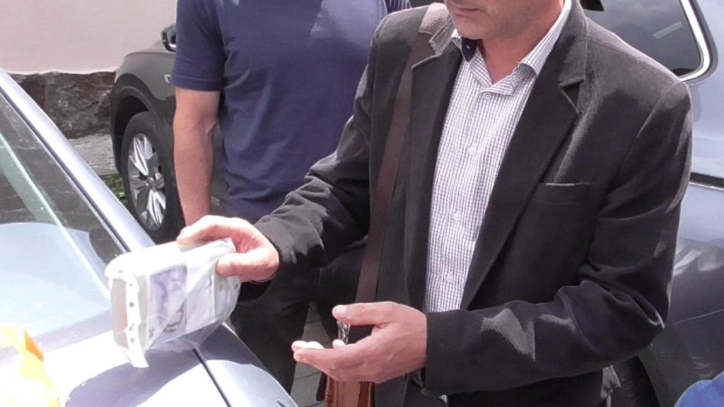 Flagrant EPIC în România: primarul UDMR prins cu banii Parchetului European