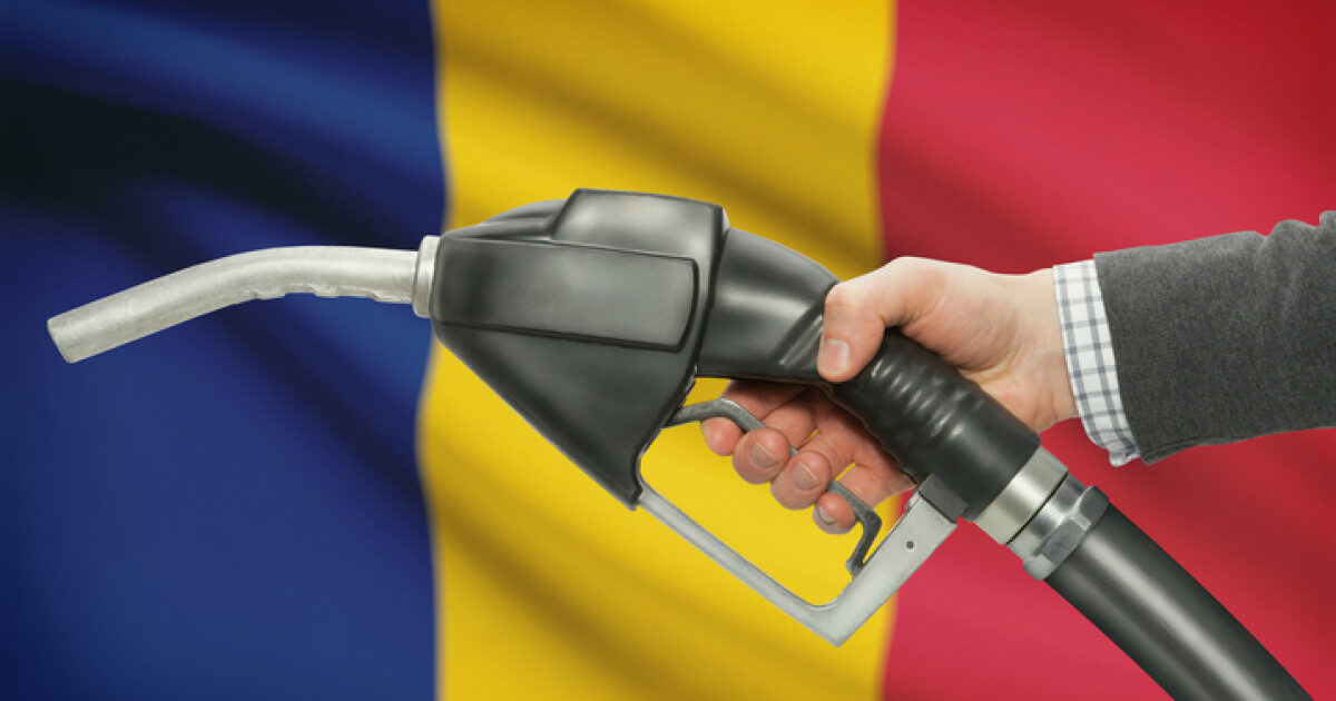 Benzina și motorina, tot sus: Cât plătești azi la pompă în România