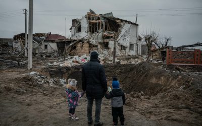 Rusia lovește Kievul și somează străinii să plece
