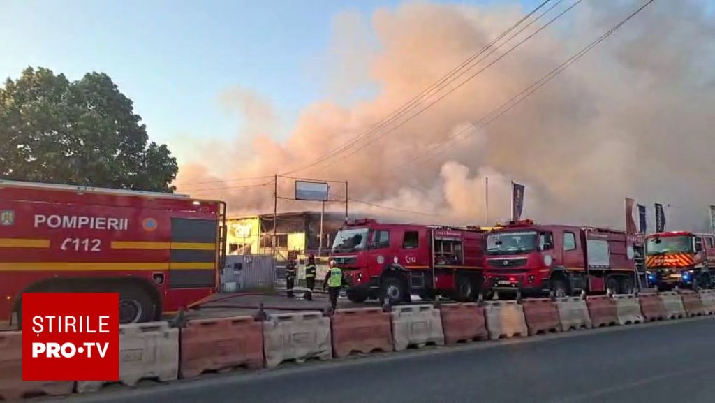 Incendiu masiv la Bragadiru: Flăcările au mistuit 1.000 mp, Ro-Alert emis