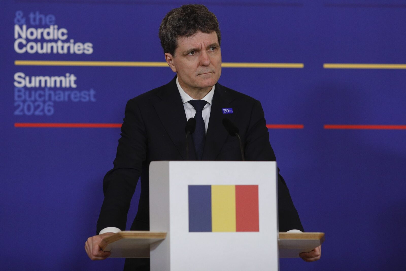 Nicușor Dan pleacă în Polonia, guvernul așteaptă acord