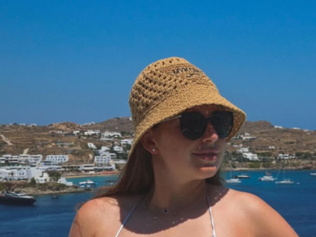 Mykonos, apariție incendiară: o răpiseră internauții