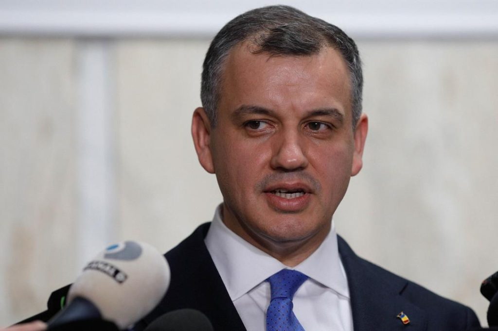 Premierul desemnat respinge zvonurile. Nu renunță la guvern