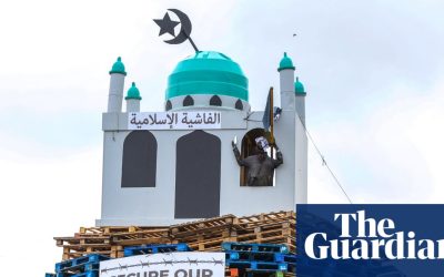 Efegie moschee pe rug unionist: „Vile!”