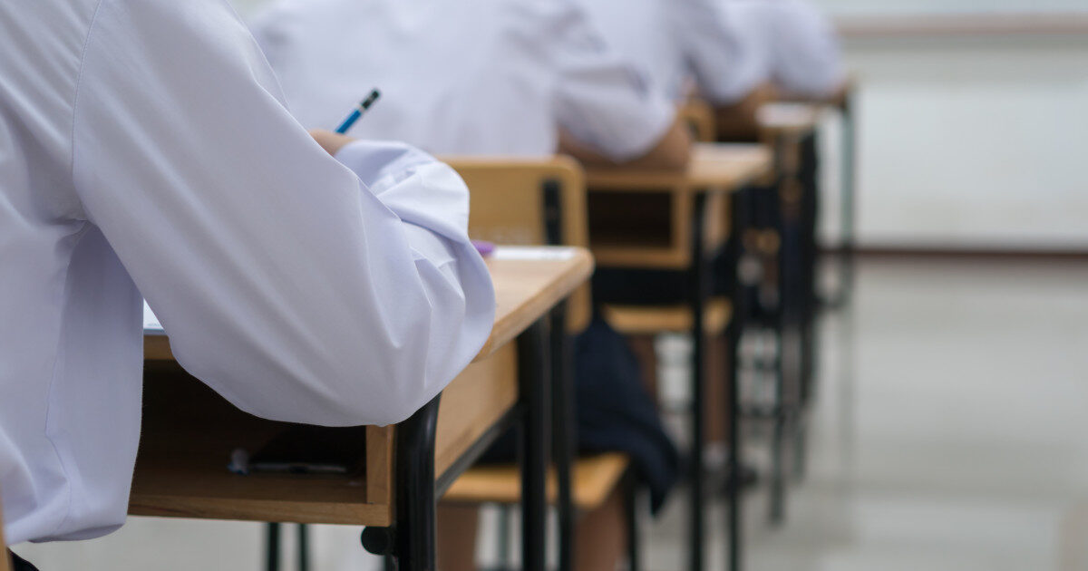 Bac 2026 Real: Ce subiecte primesc elevii la Informatică, Biologie și Fizică